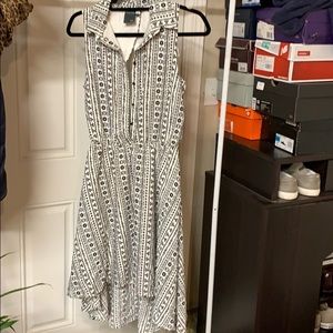 High low black and white sleeveless dress